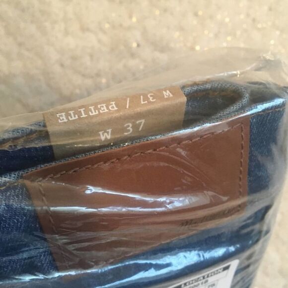 Madewell The Petite Boyfriend High-Rise Slim Boyjean Jeans 37P NWT Relaxed - Picture 6 of 8